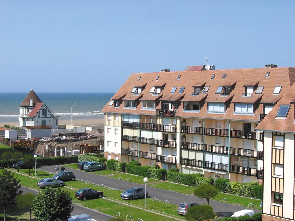 Lagrange Vacances Les Residences Villers-sur-Mer Exteriör bild